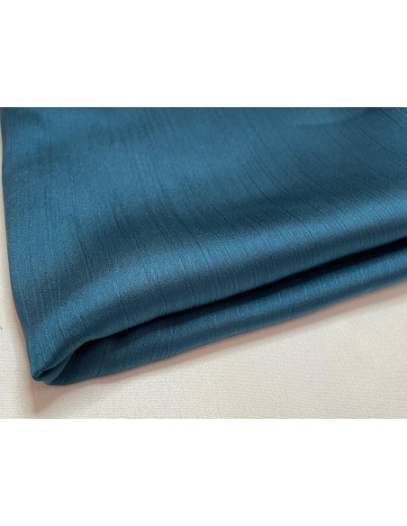 Hijab satin trait Larissa
