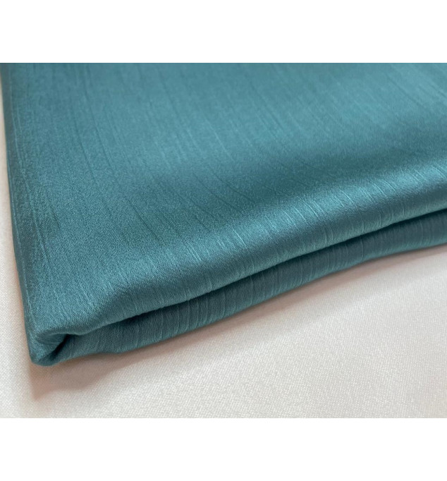 Hijab satin trait Larissa