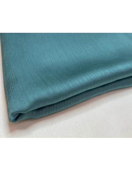 Hijab satin trait Larissa