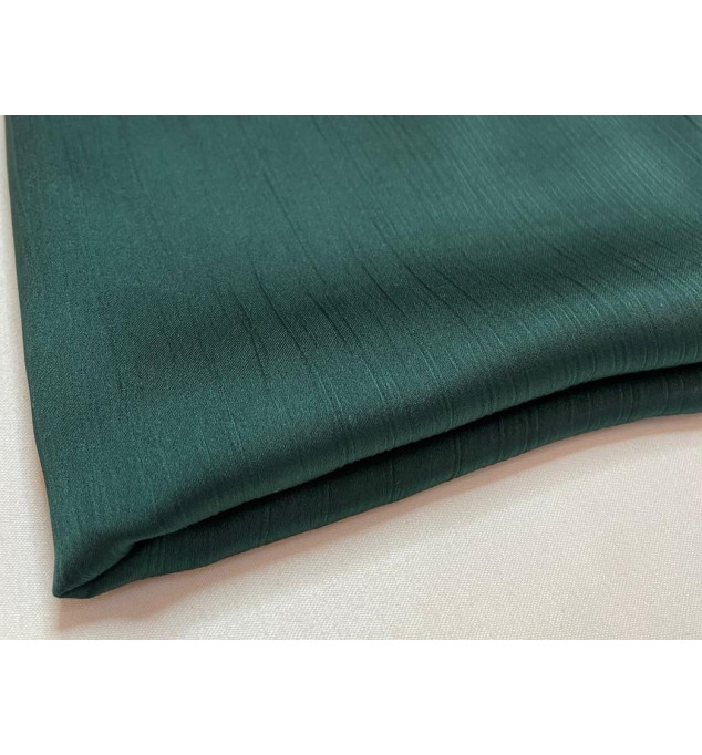Hijab satin trait Larissa