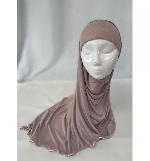 Hijab Kone sal Larissa