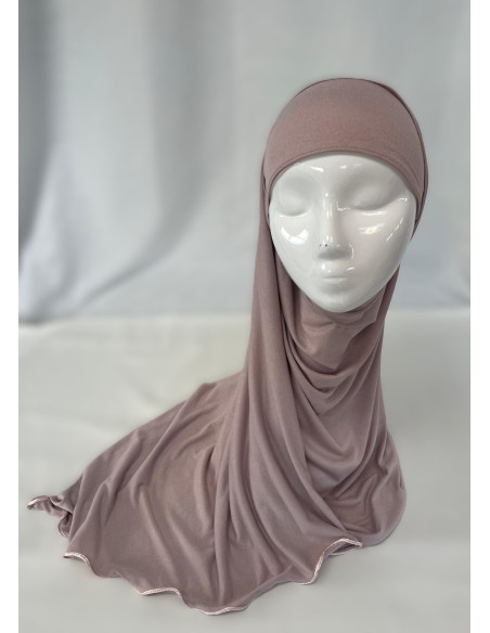 Hijab Kone sal Larissa